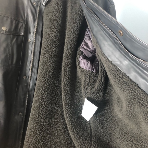 Black Levis jacket! - Picture 2 of 6